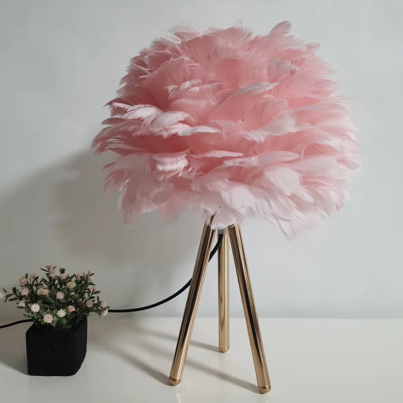 Modern Simple Feather LED Table Lamp Bedroom Study Dining Room Hotel Bedside Lamp Living Room Decoration Metal Table Lights