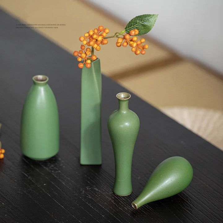 Modern fashion Home Furnishing, small handmade chinese ceramic vases, flower pottery vase, desk accessories, crafts